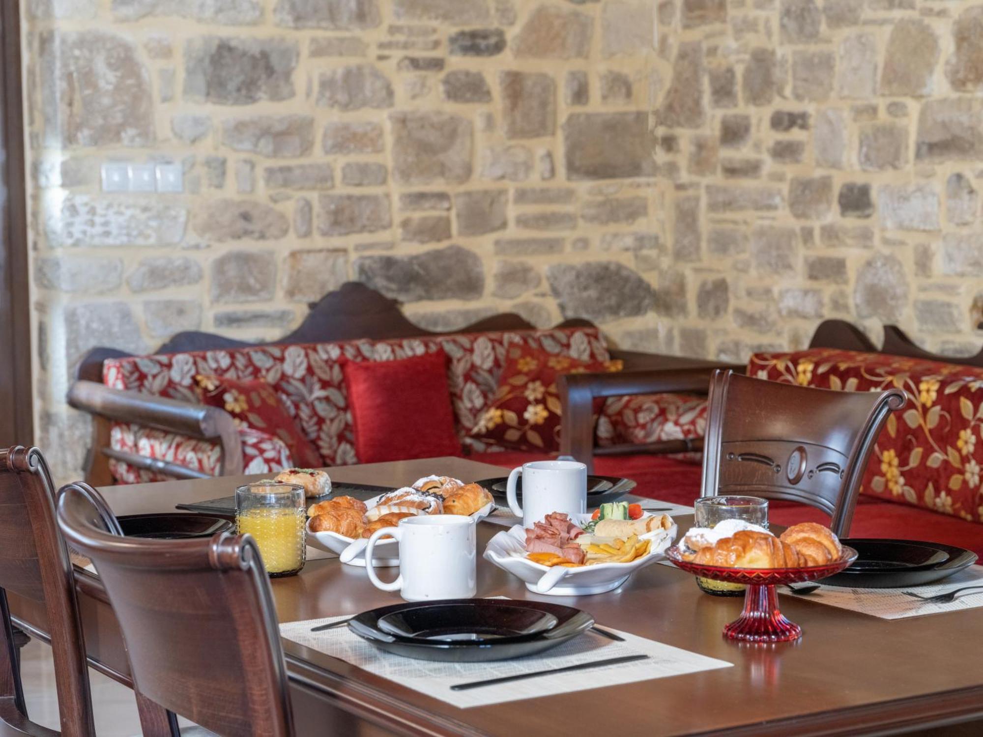 Draganigo Luxury Stone Houses 40 Min From Matala Ano Moulia المظهر الخارجي الصورة