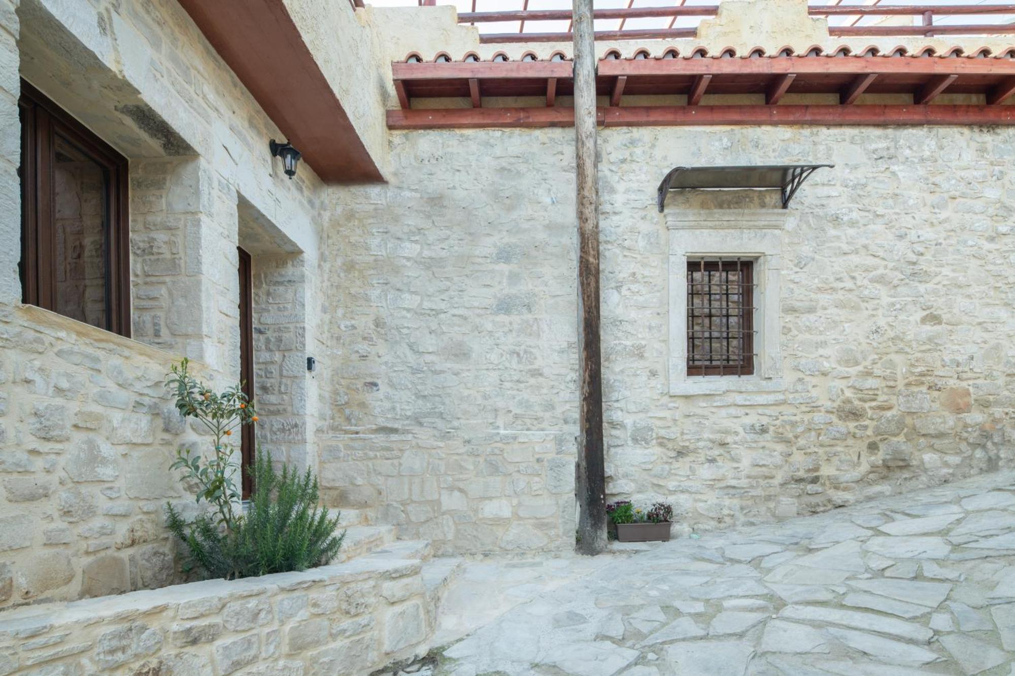 Draganigo Luxury Stone Houses 40 Min From Matala Ano Moulia المظهر الخارجي الصورة